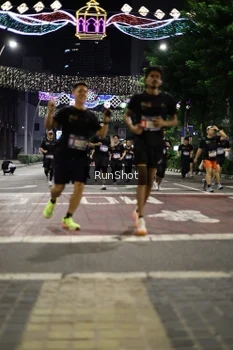 Runner Photo 4278148