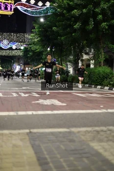 Runner Photo 4278285