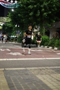 Runner Photo 4278297