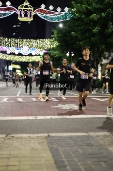 Runner Photo 4278338