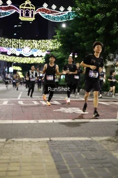 Runner Photo 4278353