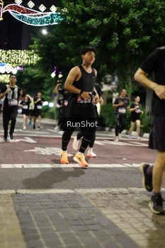 Runner Photo 4278358