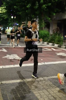 Runner Photo 4278375