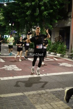 Runner Photo 4278377