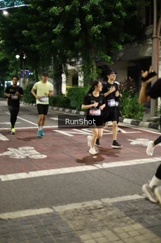 Runner Photo 4278382