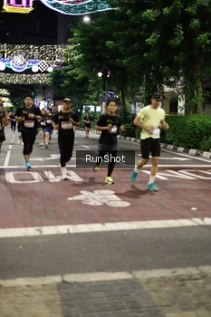 Runner Photo 4278388
