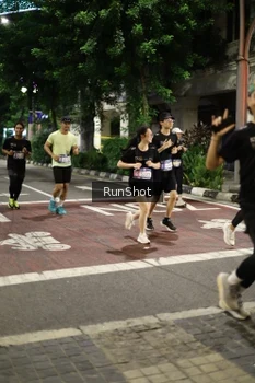 Runner Photo 4278390