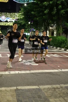 Runner Photo 4278430