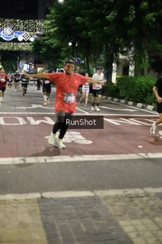 Runner Photo 4278448