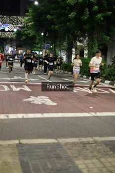 Runner Photo 4278466