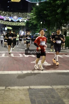 Runner Photo 4278472