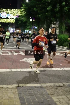 Runner Photo 4278473