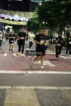 Runner Photo 4278486