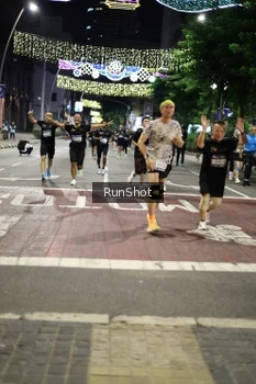Runner Photo 4278524