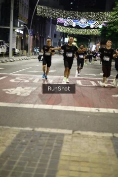 Runner Photo 4278529