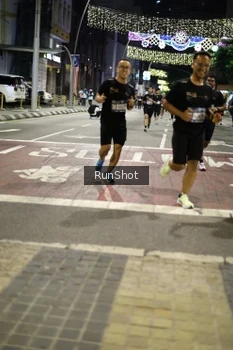 Runner Photo 4278543