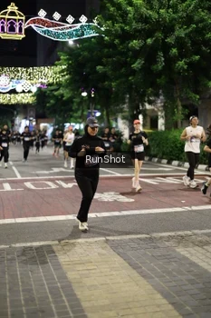 Runner Photo 4278590