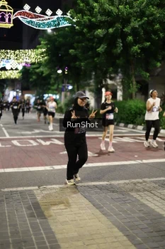 Runner Photo 4278595