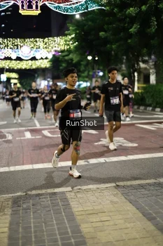 Runner Photo 4278609