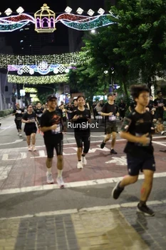 Runner Photo 4278662