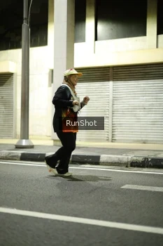 Runner Photo 4281171