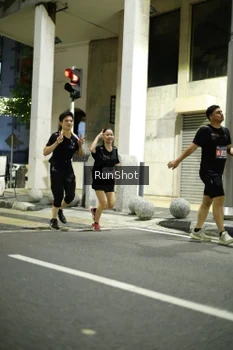 Runner Photo 4281255