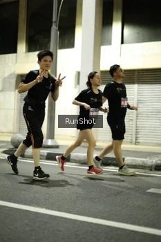 Runner Photo 4281265