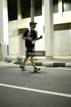 Runner Photo 4281275
