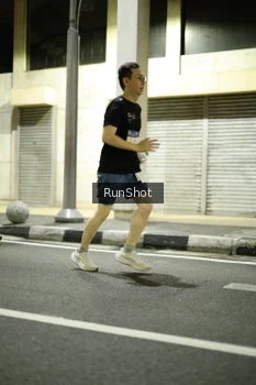 Runner Photo 4281306