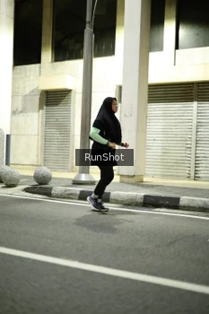 Runner Photo 4281308