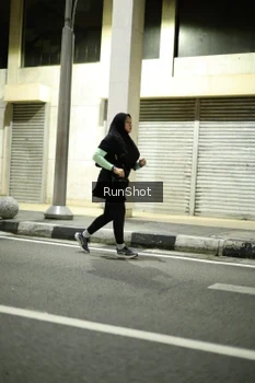 Runner Photo 4281313