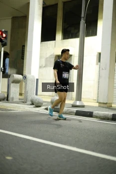 Runner Photo 4281469