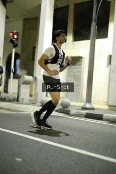 Runner Photo 4281478