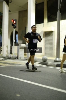 Runner Photo 4281485