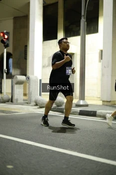 Runner Photo 4281497