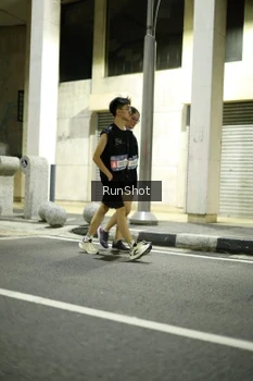 Runner Photo 4281510