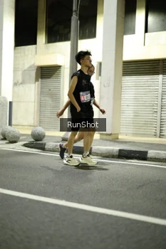 Runner Photo 4281512