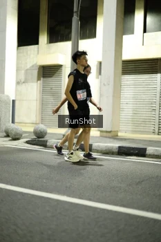 Runner Photo 4281516