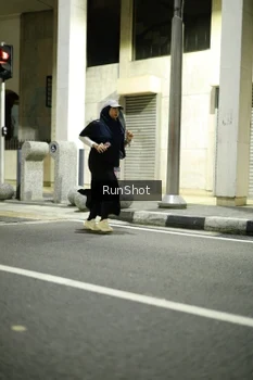 Runner Photo 4281518