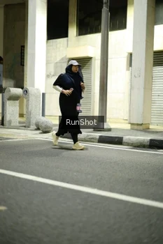 Runner Photo 4281523