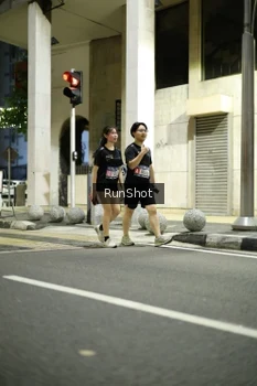 Runner Photo 4281591