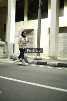 Runner Photo 4281636