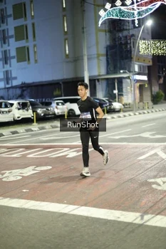 Runner Photo 4281665