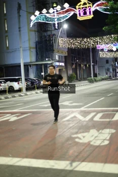 Runner Photo 4281676