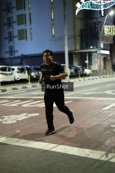 Runner Photo 4281679