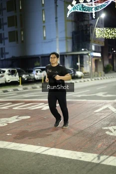 Runner Photo 4281685