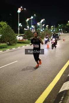 Runner Photo 4281737