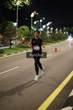 Runner Photo 4281743