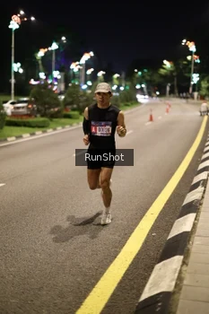 Runner Photo 4281754