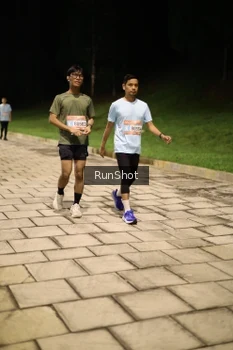 Runner Photo 4281771